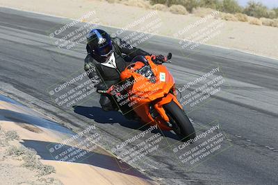 media/Dec-04-2025-Racers Edge (Thu) [[5ebc9f124d]]/3-B Group/7-Session 4 (Turn 10 Inside)/